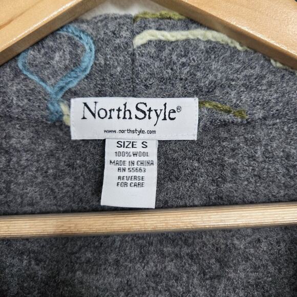 North Style 100% Wool Jacket Sz S Gray Embroidered Full Zip Front - Picture 9 of 14